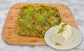 Antep Katmer (2 Adet) & Maraş Kesme Dondurma (2 Adet) görseli