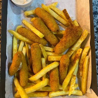 Mozzarella Sticks (9 Adet) / (9 Pcs.) görseli