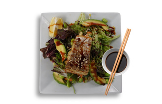 Izgara Levrek Salatası görseli