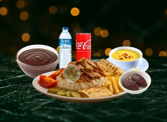 Pilav Üstü Tavuk Döner + Çorba + Tatlı + Hurma + İçecek + Su görseli
