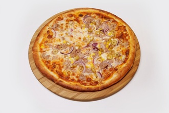 Ton Balıklı Pizza görseli