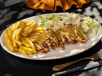 Café De Paris Soslu Tavuk görseli