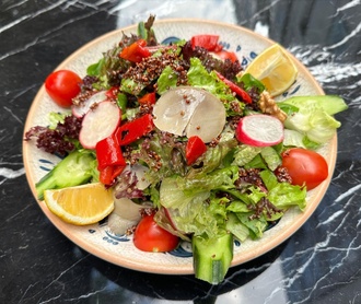 Kinoa Tabule Salata görseli