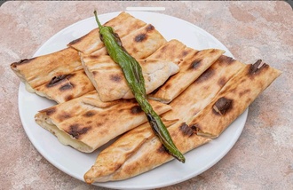 Kaşarlı Pide (Kapalı) görseli