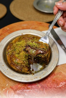 Çikolatalı Gül Katmer görseli