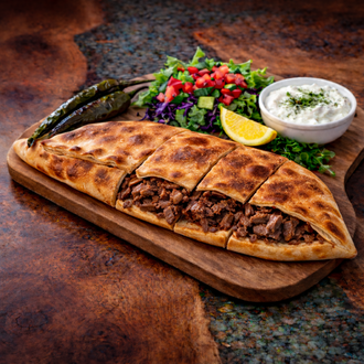 Et Dönerli Pide (Kapalı) görseli