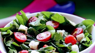 Tulum Peynirli Salata görseli