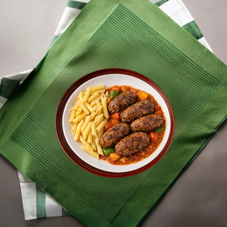 İzmir Köfte & Penne Makarna görseli