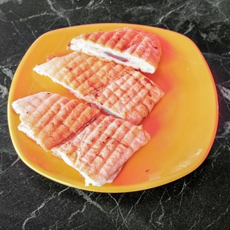 Kaşarlı Sucuklu Tost görseli
