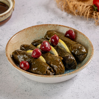 Vişneli Yaprak Sarma görseli