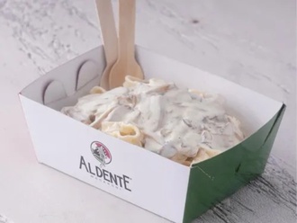 Fettucine Alfredo görseli