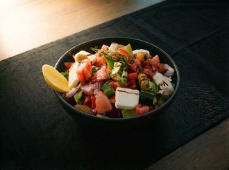 Greek Salata görseli