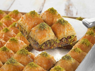 Fıstıklı Özel Kare Baklava (500 Gr.) görseli