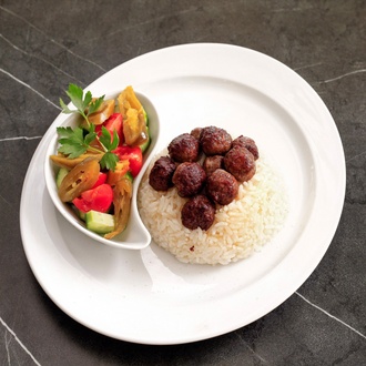 Köfteli Pilav görseli