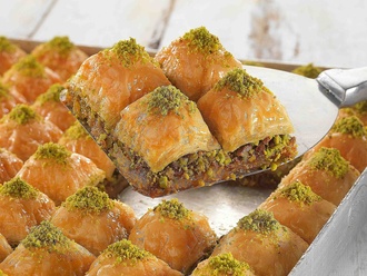 Fıstıklı Özel Kare Baklava (1 Kg.) görseli