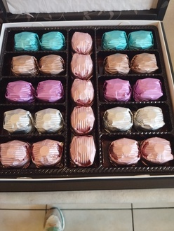 Yaldızlı Çikolata (1 Kg) görseli