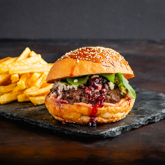Blackberry Burger (Böğürtlenim) görseli