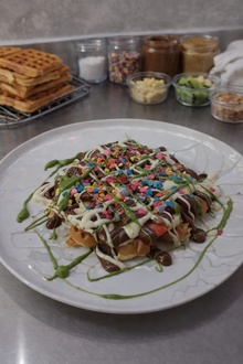 Klasik Çiçek Waffle görseli