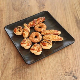 Tuzlu Kuru Pasta (1 Kg.) görseli