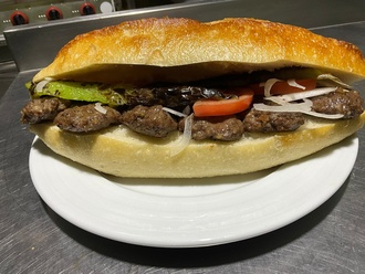 Ekmek Arası Izgara Kasap Köfte görseli