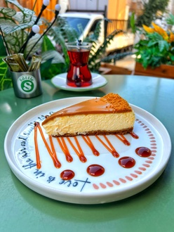 Lotuslu Cheesecake görseli
