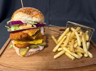 Triple Double Chicken Burger görseli