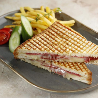 Kaşarlı Tost görseli