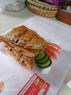 Yarım Ekmek Arası Kavurmalı Tost görseli
