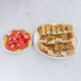 Karışık Börek (1,5) görseli