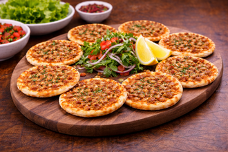 Acılı Fındık Lahmacun görseli