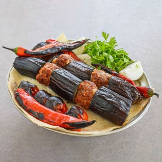 Patlıcanlı Kebap görseli