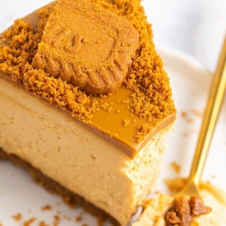 Lotus Cake görseli