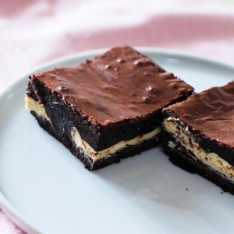 Beyaz Çikolatalı Brownie görseli