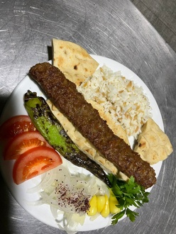 Adana Kebap Porsiyon + Coca-cola görseli