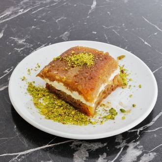 Kaymaklı Ekmek Kadayıfı görseli