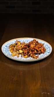 Acı Ballı Tavuk görseli