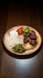 Izgara Köfte görseli