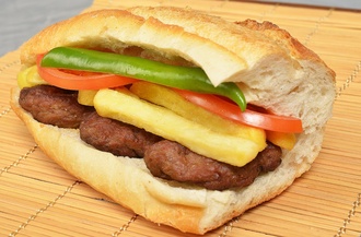 Ekmek Arası Köfte Kola Menü görseli