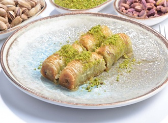 Fıstıklı Sarı Burma (500 Gr) görseli