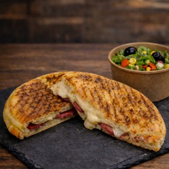 Sucuklu Kaşarlı Bazlama Tost görseli