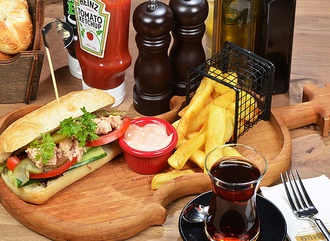 Ton Balıklı Sandviç (100 Gr) görseli