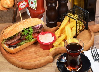 Köfteli Sandviç (100 Gr) görseli