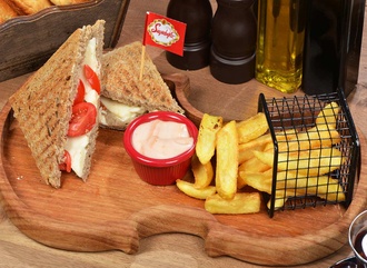 Beyaz Peynirli Tost görseli