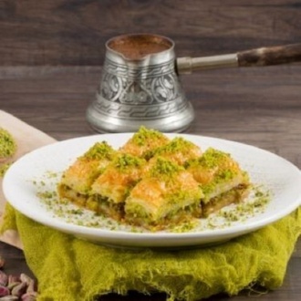 Fıstıklı Baklava Porsiyon görseli