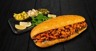 Köz Patlıcanlı Tavuk Ekmek görseli