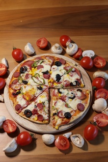 Mix Pizza (Büyük Boy) görseli