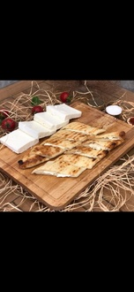 Peynirli Karadeniz Pidesi görseli