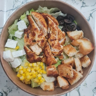Izgara Sezar Salata & Grilled Caesar Salad görseli