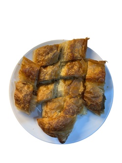Kıymalı Karaköy Böreği görseli