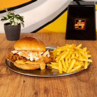 Honey Mustard Chicken Burger (Çıtır Tavuk Burger) görseli
